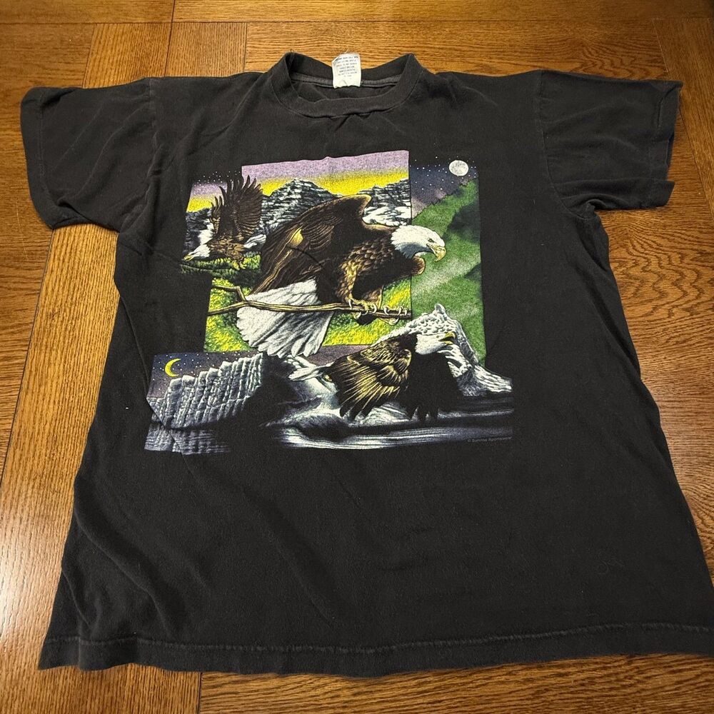 Vintage 90s Bald Eagle Nature Animals Stand Out Design Shirt Size Large Tee